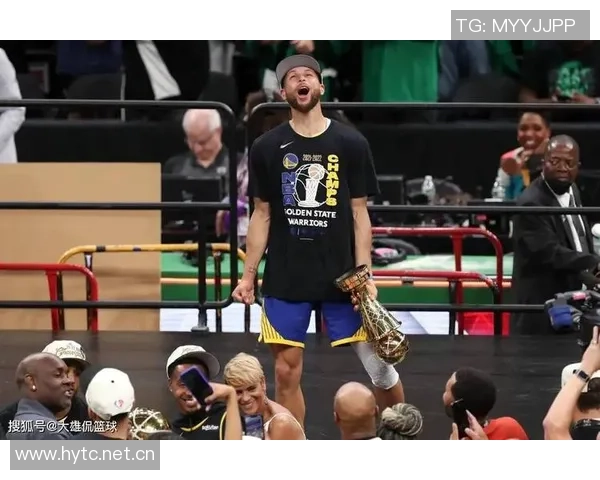 帕森斯预测里夫斯本赛季数据将超越詹姆斯表现引发热议